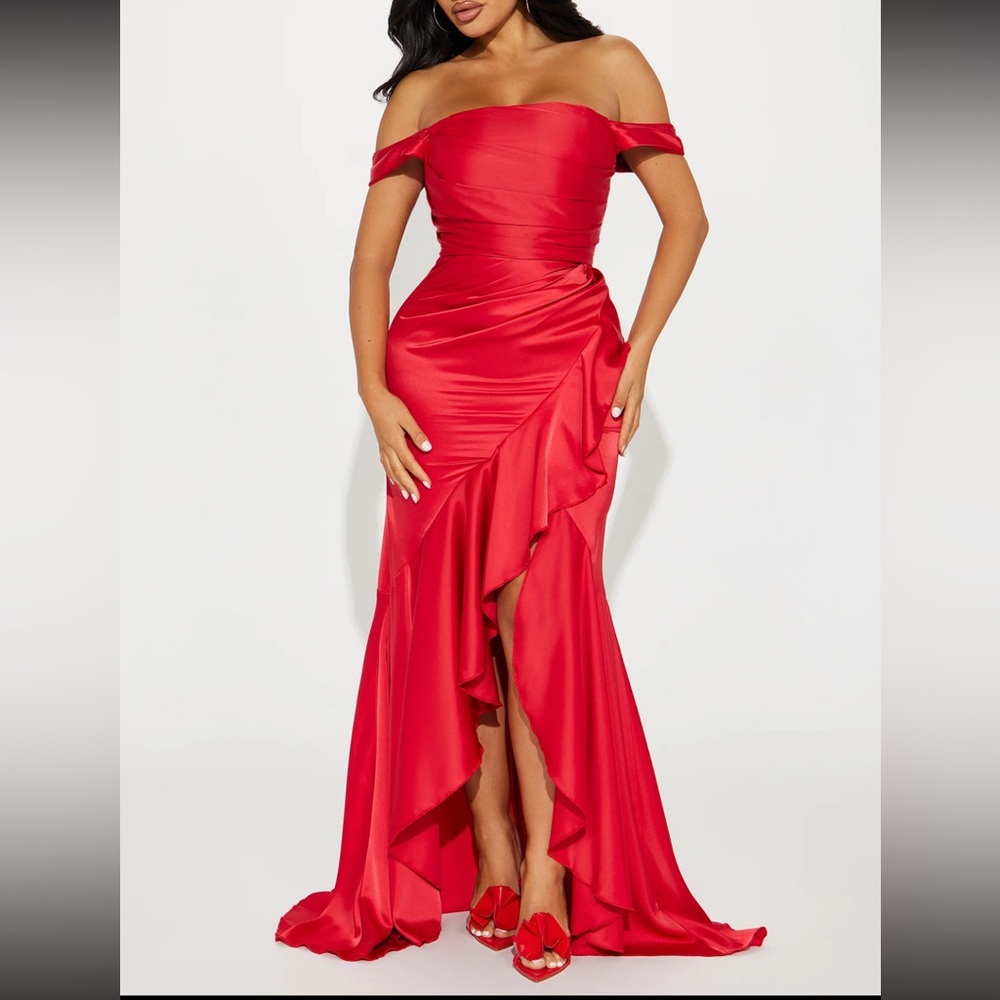 New dress , size medium
